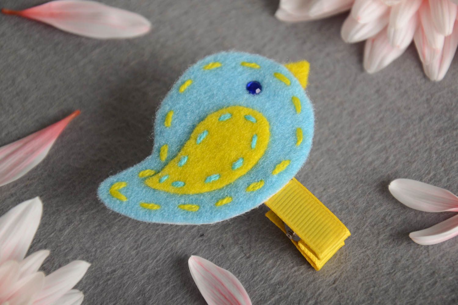Handmade hairpin blue with yellow made of rep ribbon and fleece Bird photo 1