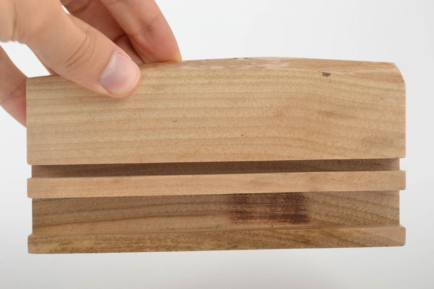 Sujetador para tablet ecológico de madera artesanal original pequeño bonito foto 5