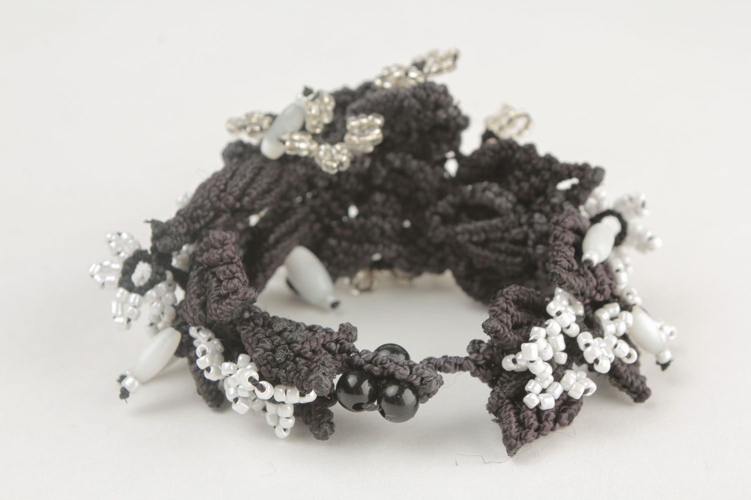 Black and white textile bracelet photo 3