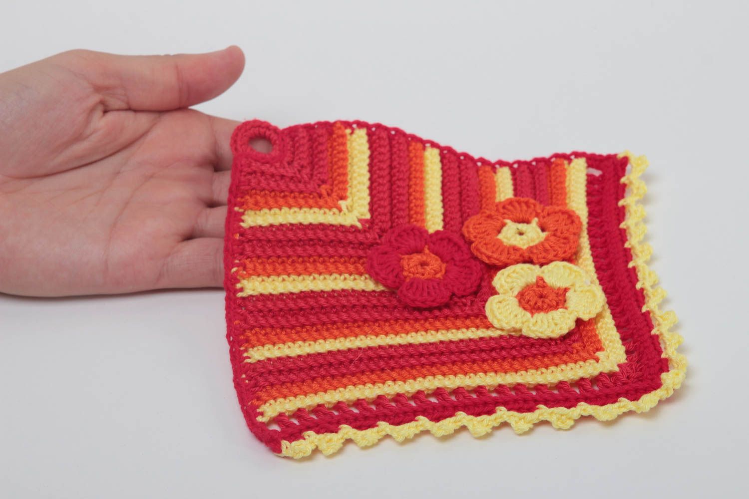 Manique au crochet faite main Textile de cuisine rouge-jaune Accessoire cuisine photo 5
