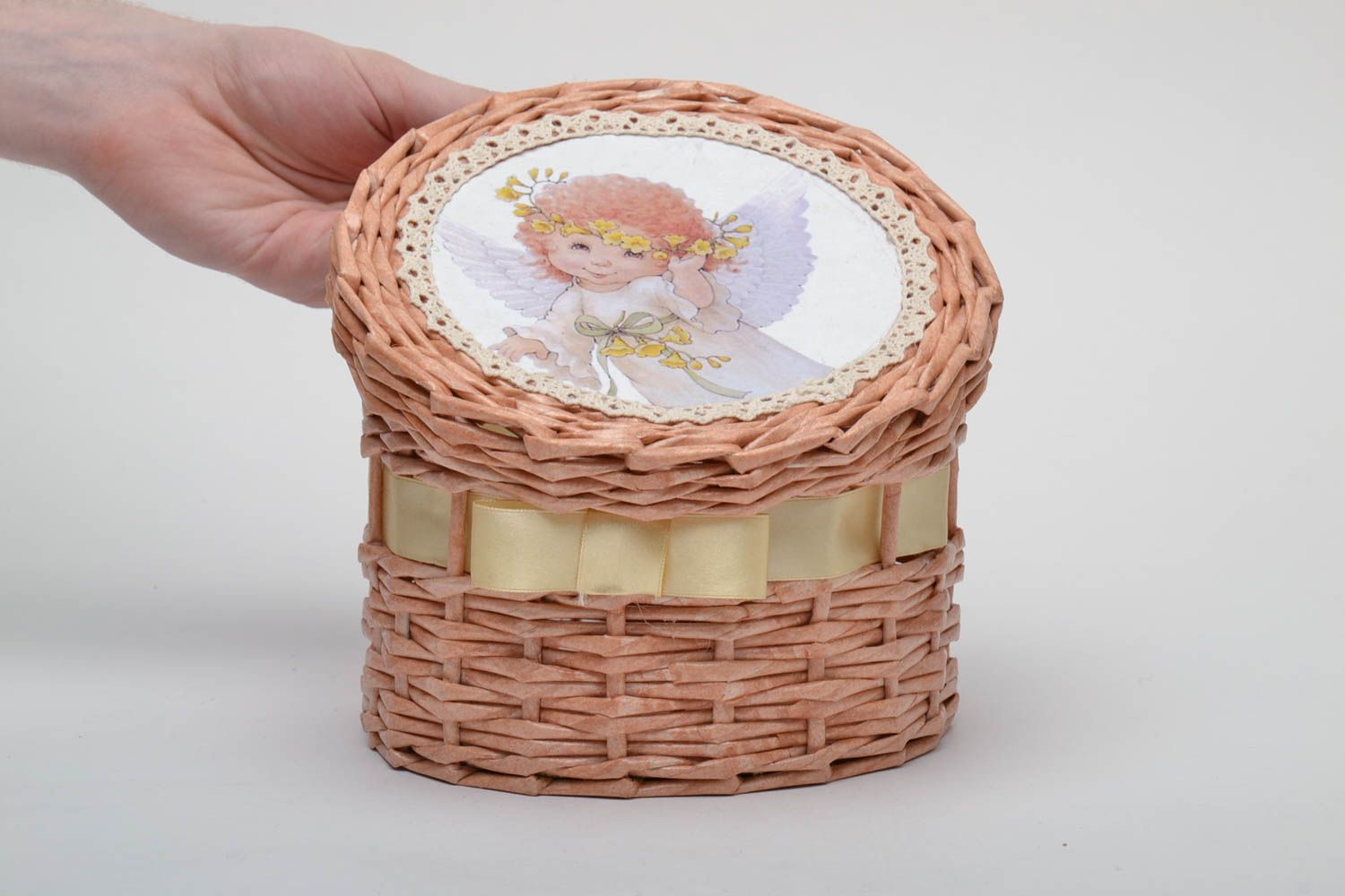 Round paper box for candies photo 5