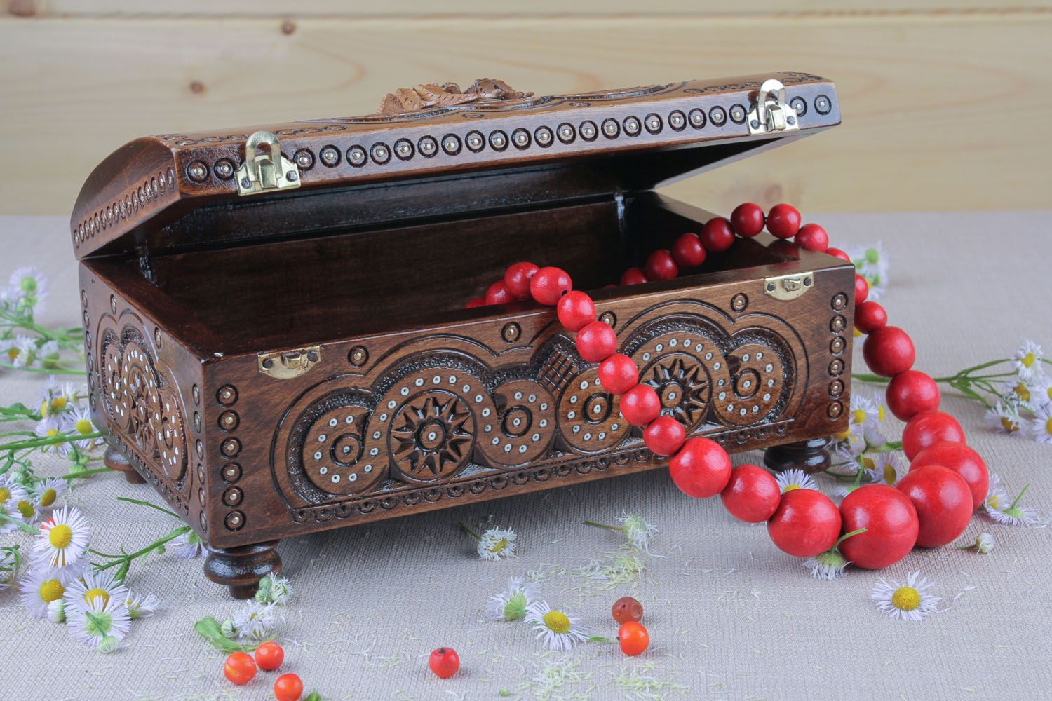 Wooden jewelry box with beads inlaid photo 5