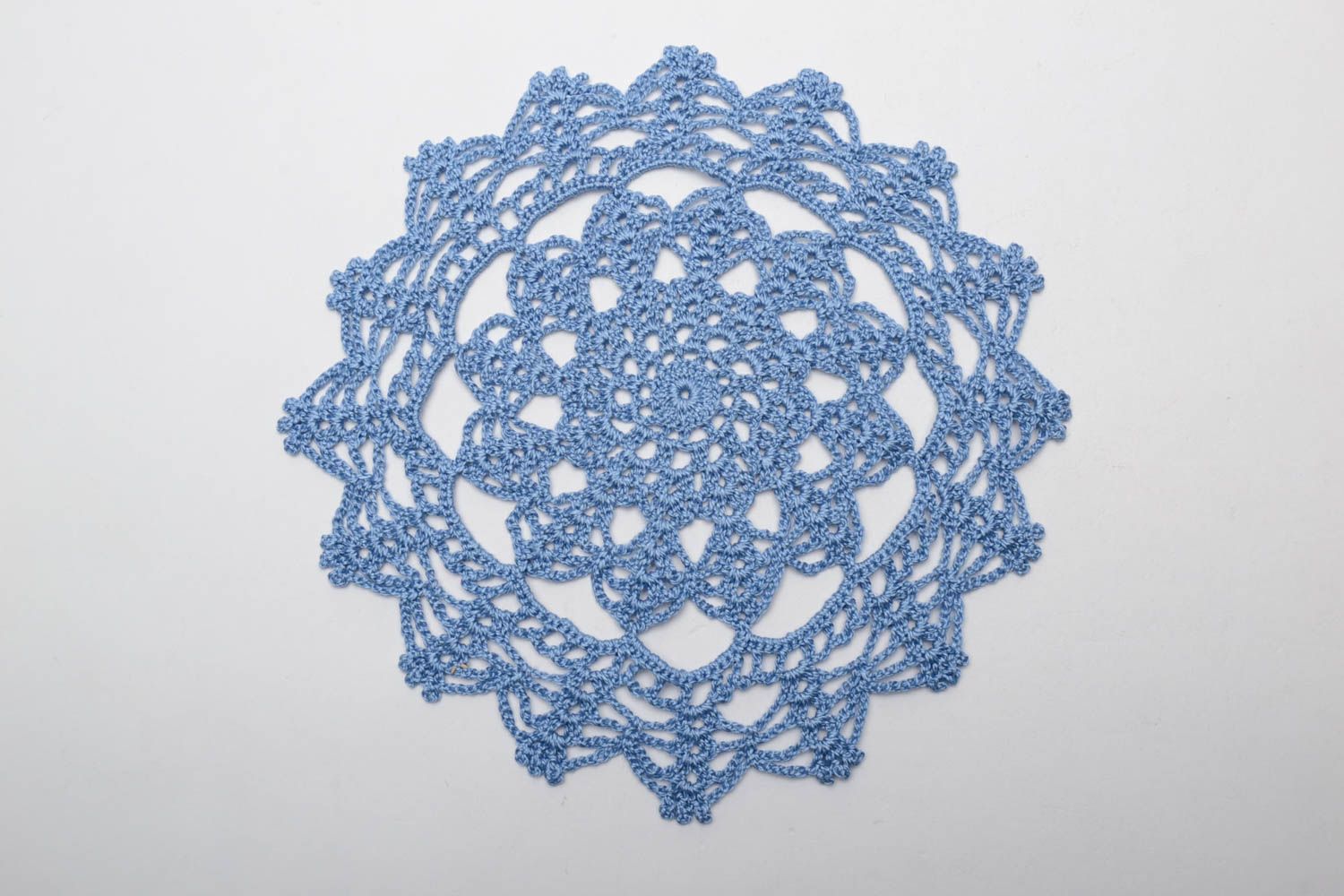 Decorative crochet napkin photo 1