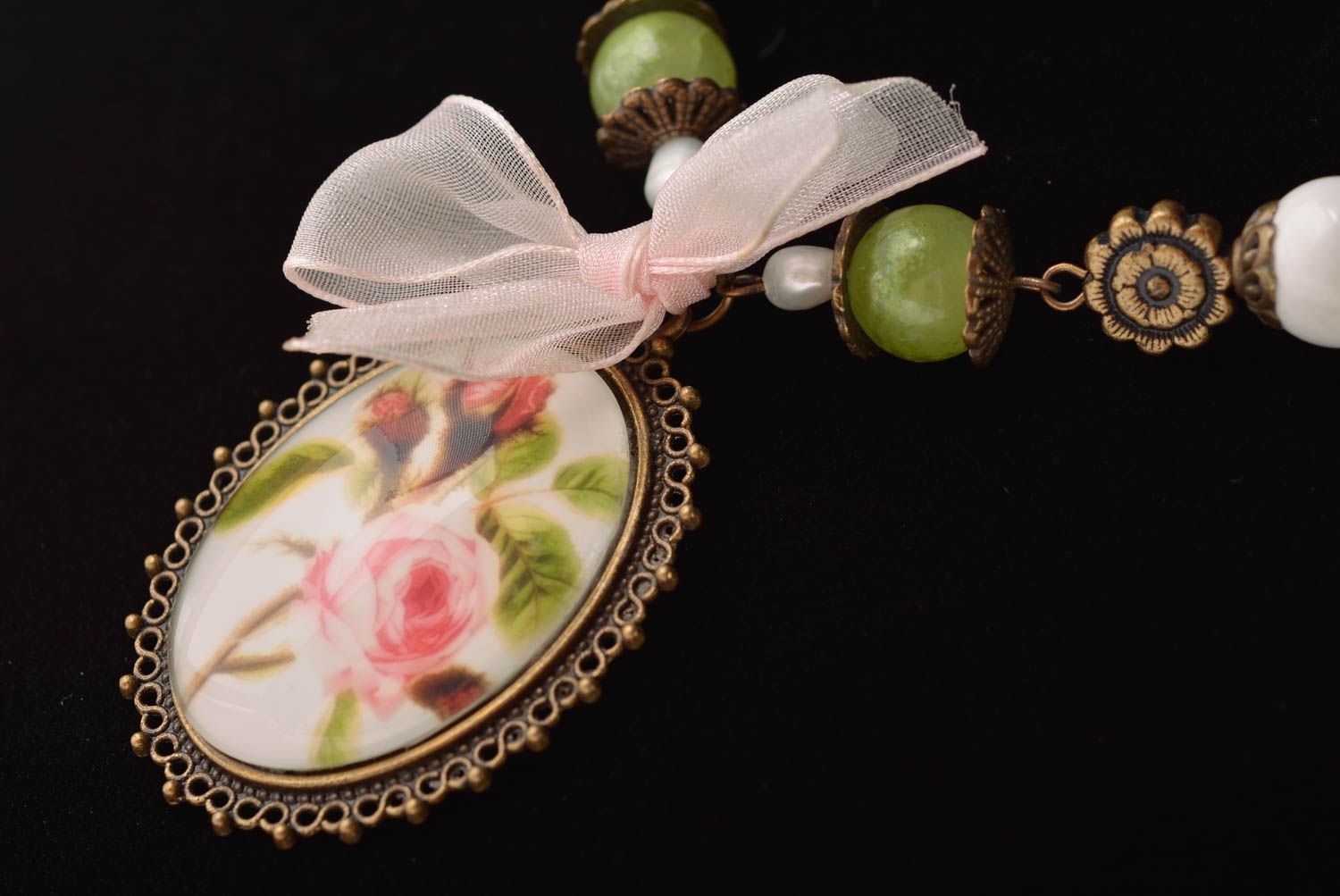 Handmade Damen Anhänger handgemachter Schmuck Accessoires für Frauen Rosen schön foto 4
