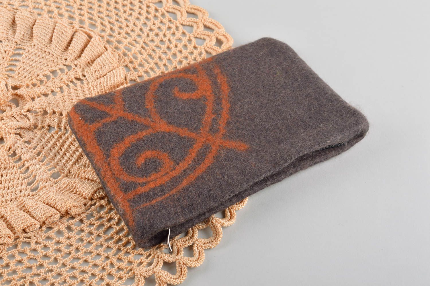 Cartera de mujer hecha a mano inusual accesorio de lana regalo original foto 1