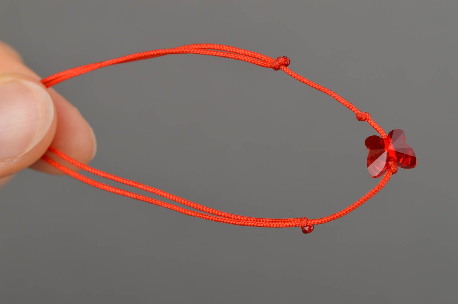 Браслет стильный браслет ручной работы браслет из нитки с красной бабочкой фото 4