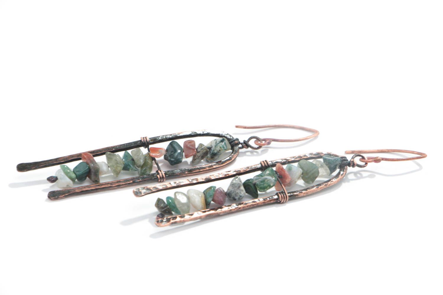 Handmade designer copper forged dangling earrings with moss agate chips photo 2