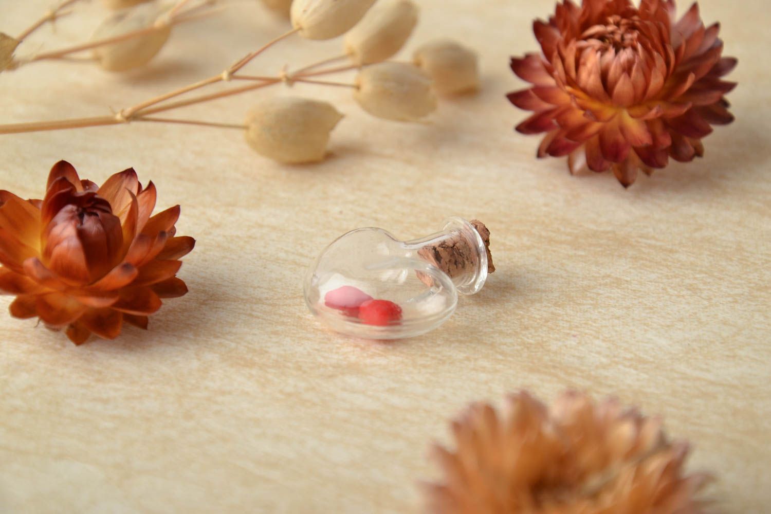 Petite bouteille décorative en verre Potion d'amour photo 1