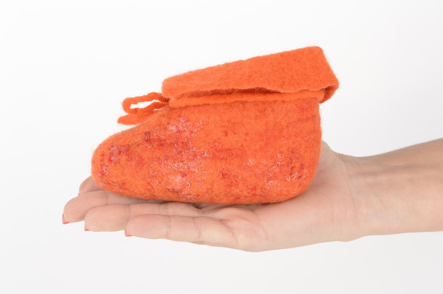 Детские пинетки ручной работы домашняя обувь теплые пинетки из войлока оранжевые фото 5