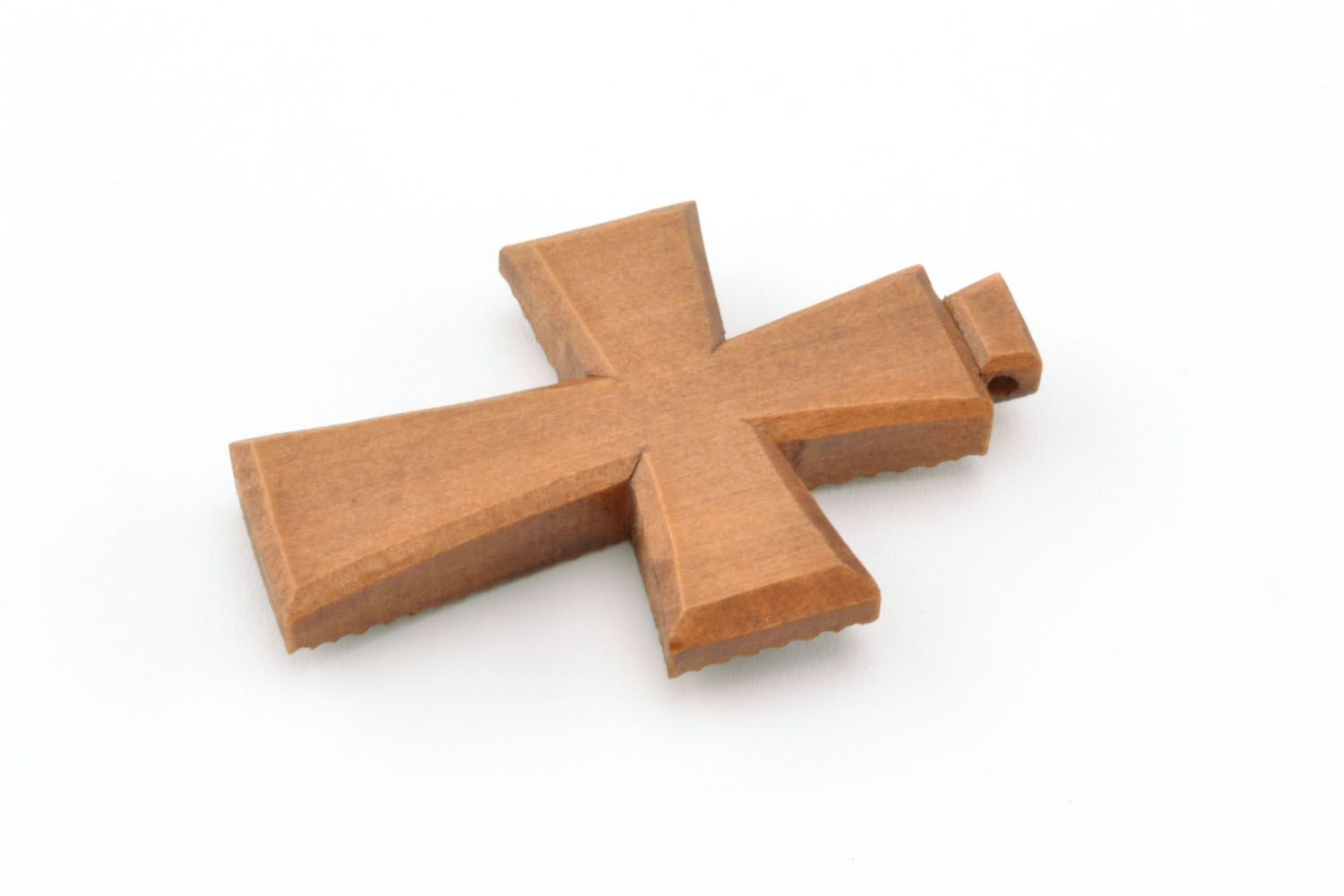Деревянный крест резной фото 4
