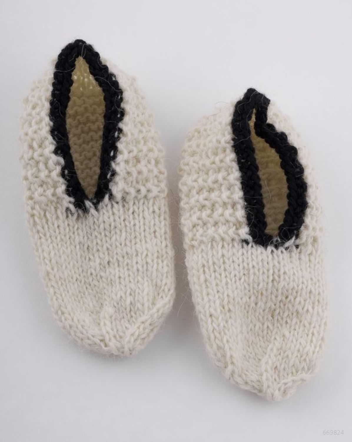 Pantofole calde per bambini fatte a mano di lana foto 2