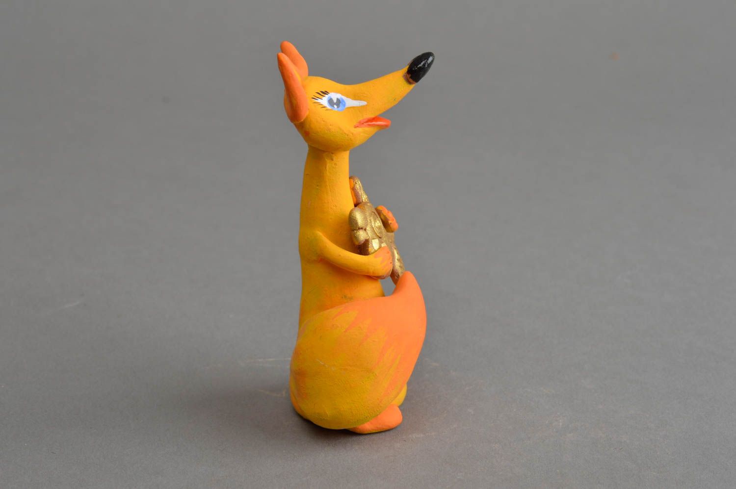 Figurine renard céramique avec poisson d'or faite main décorative originale photo 4