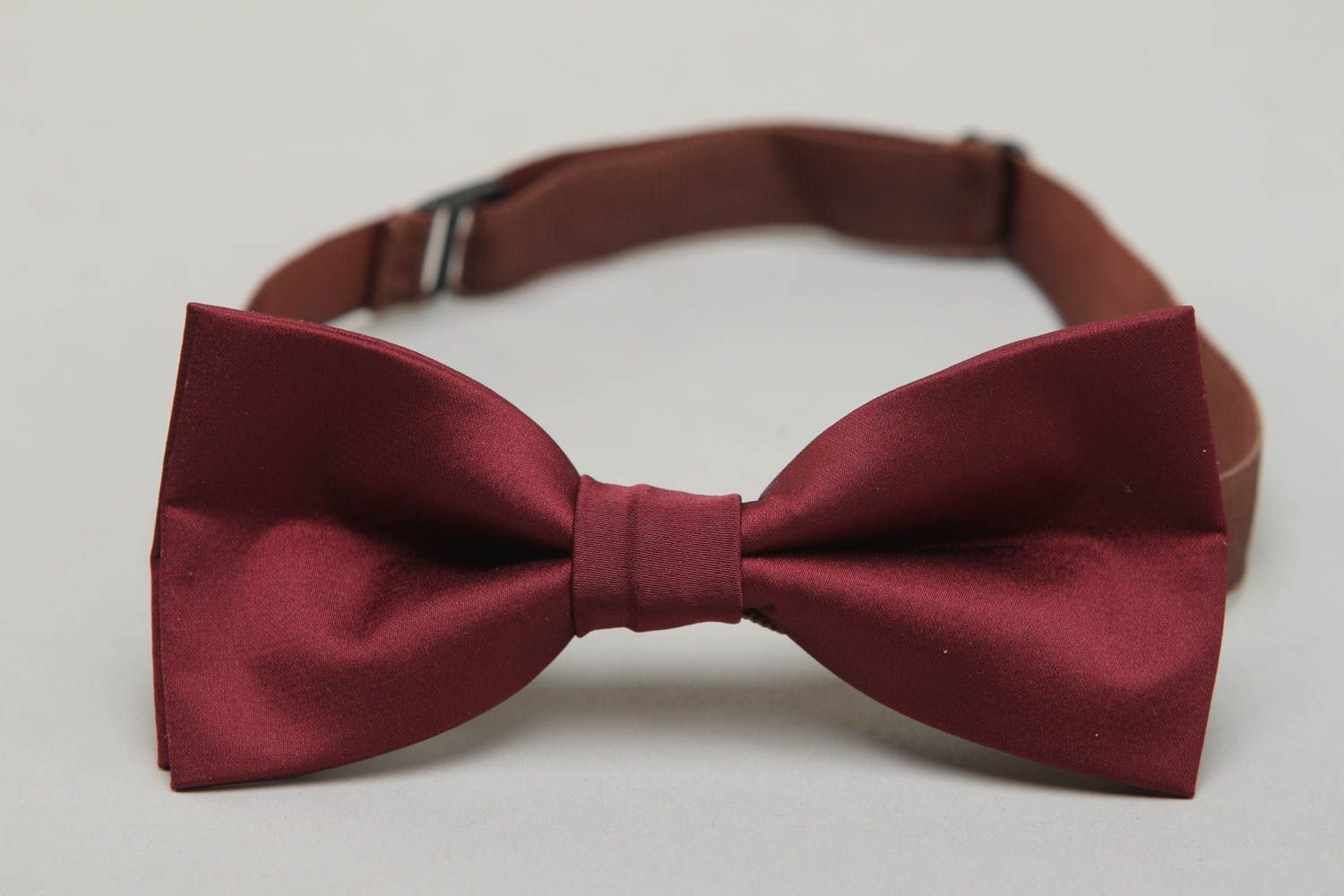 Satin bow tie of wine red color photo 2