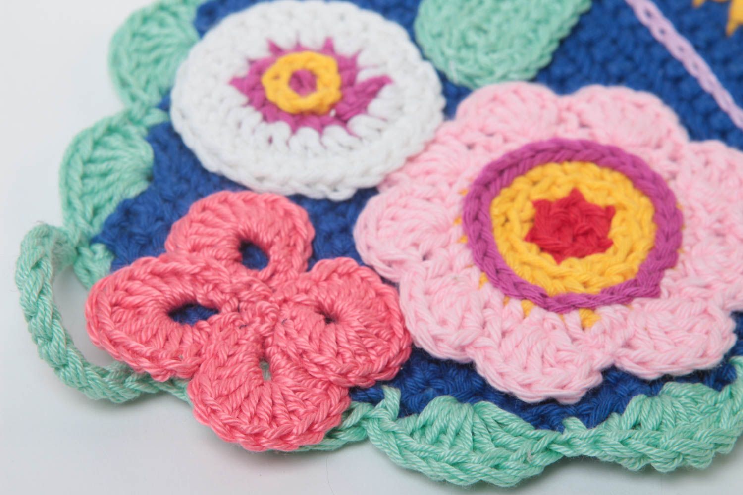 Agarradera al crochet hecha a mano elemento decorativo textil para cocina foto 3