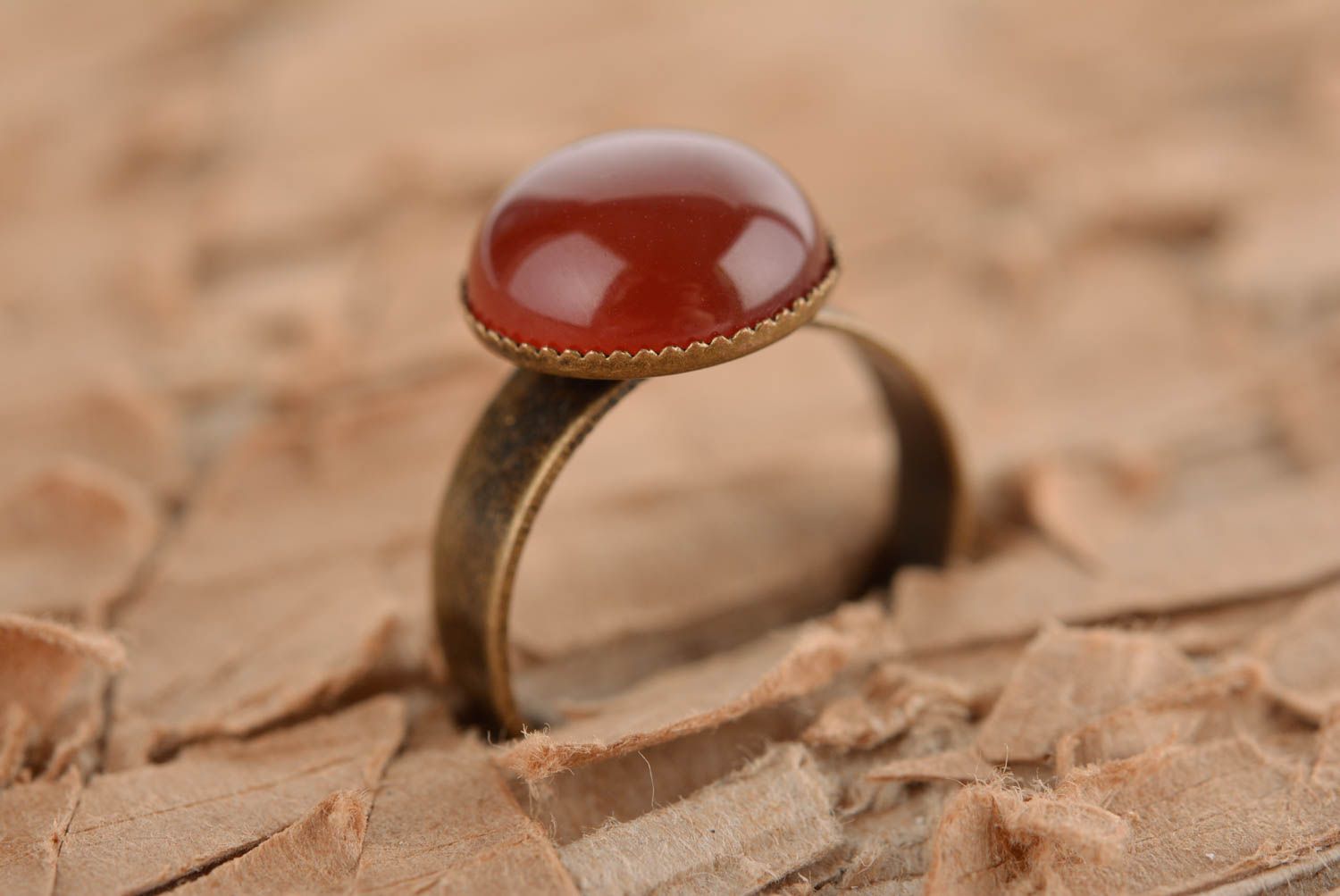 Украшение ручной работы красивое кольцо необычное кольцо круглое бордовое фото 1