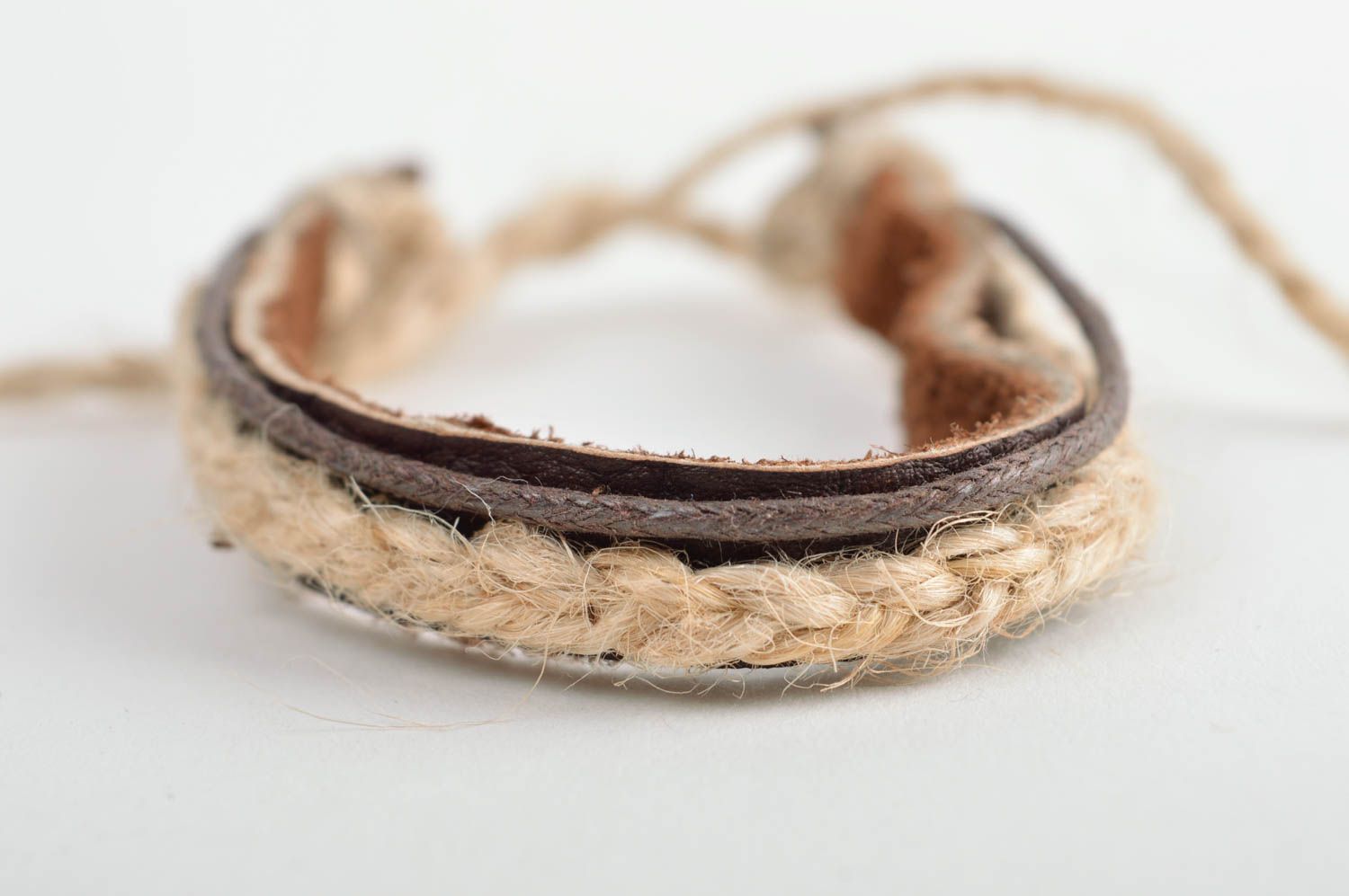 Handmade leather bracelet fashion trends artisan jewelry designs gift ideas photo 3