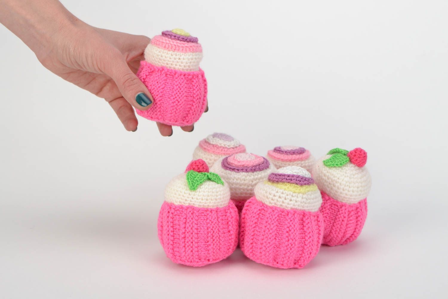 Set of 7 handmade soft interior crochet toys in the shape of small pink cakes photo 2