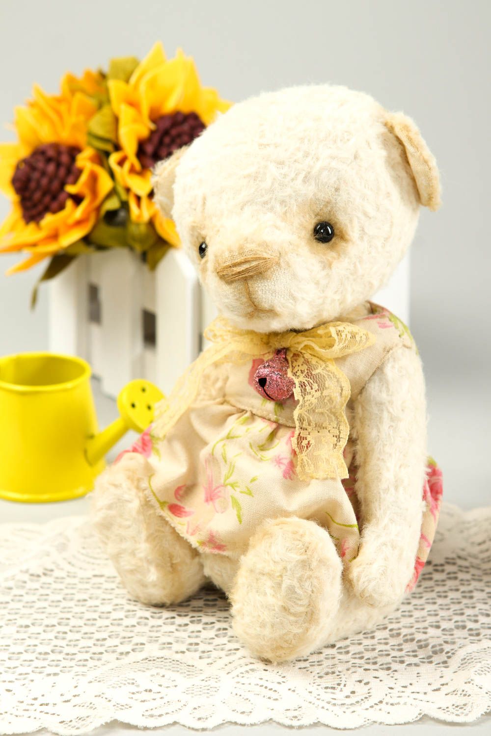 Peluche ourse faite main Jouet en tissu petit original Cadeau pour enfant photo 1
