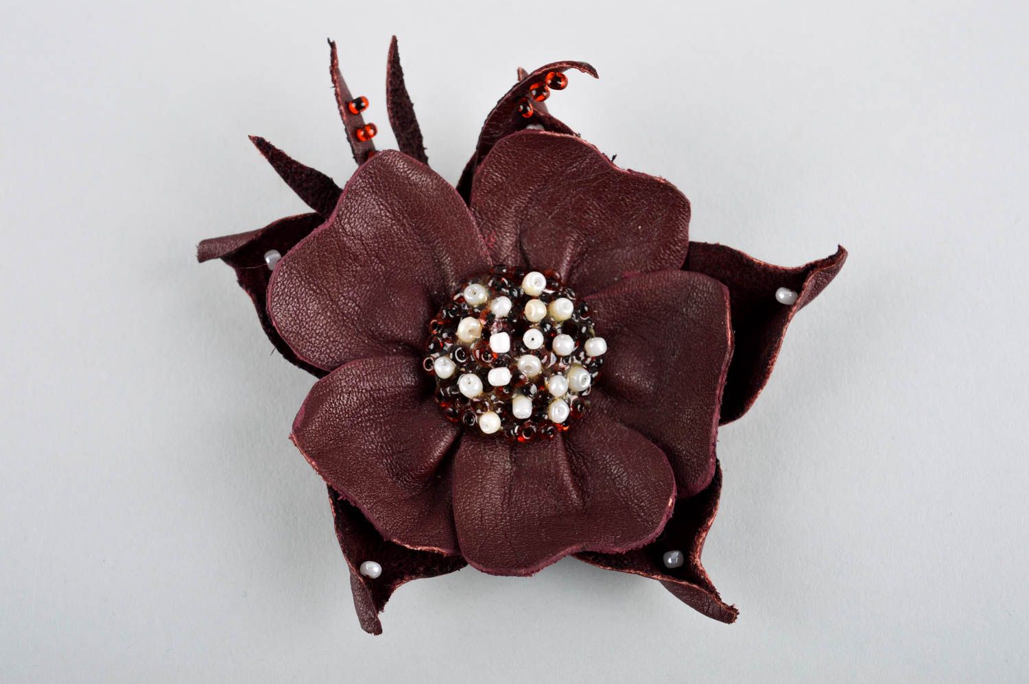 Broche fleur cuir faite main Broche fantaisie Accessoire femme Idée cadeau photo 2