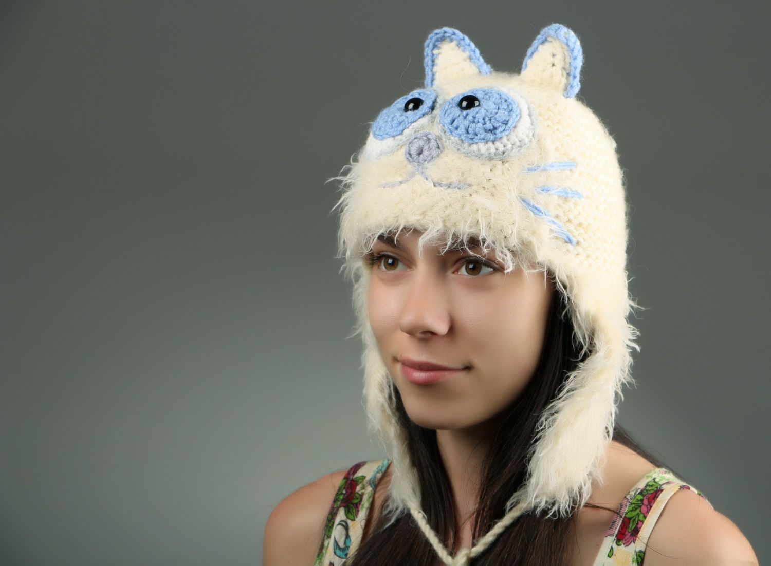 Bonnet personnalisé oreilles de chat tricoté en mi-laine  photo 5