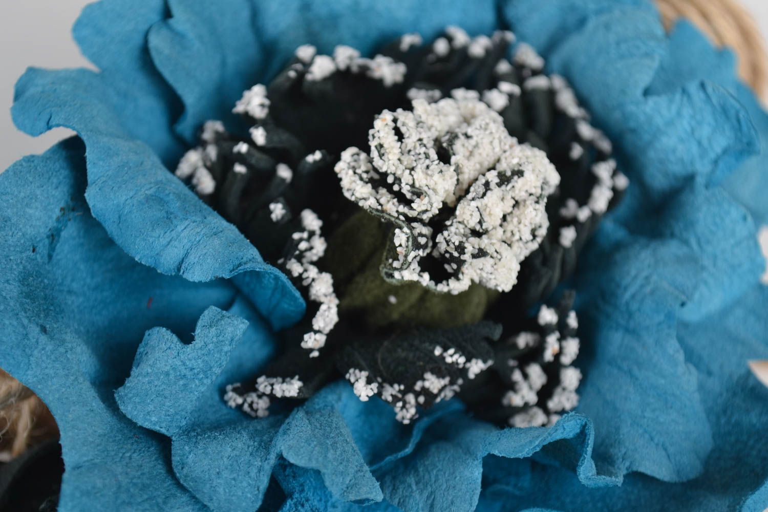 Collier en cuir Bijou fait main Cadeau femme bleu original floral de créateur photo 2
