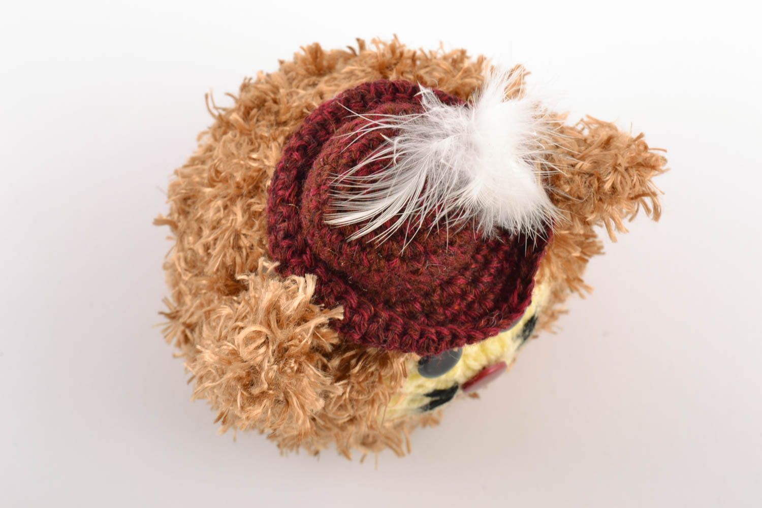 Мягкая вязаная игрушка из шерсти кот в шляпе рыжий ручной работы маленькая фото 4