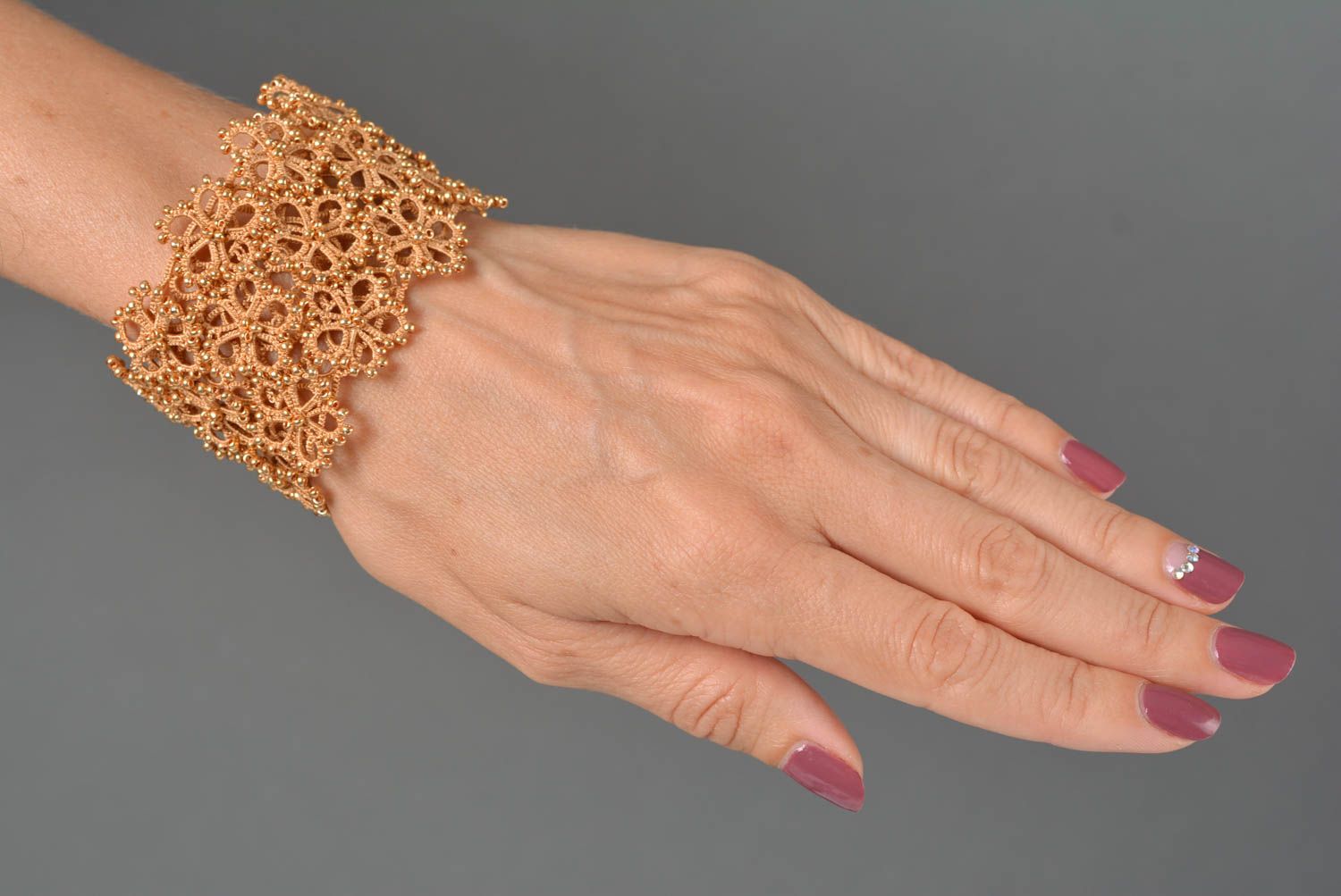 Bracelet frivolité Bijou fait main en fils et perles de rocaille Cadeau femme photo 4
