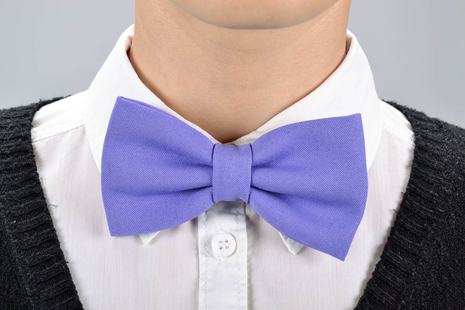 Bow tie of violet color photo 5