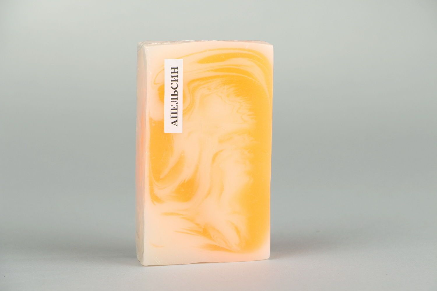 Jabón hecho a mano con aroma de naranja foto 2