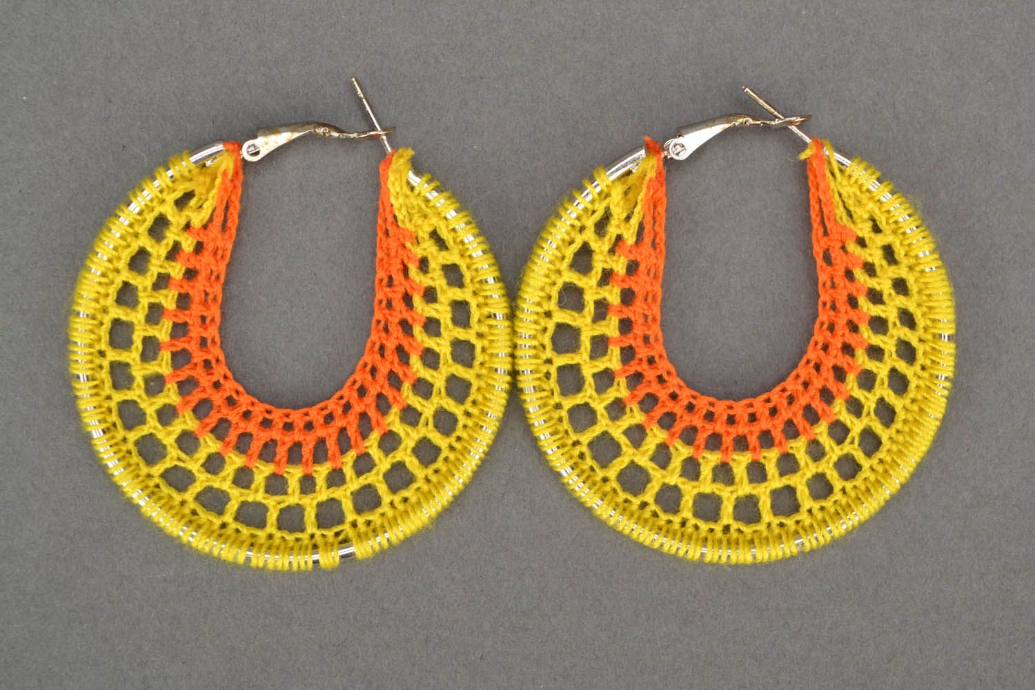 Round crochet earrings Yellow photo 3