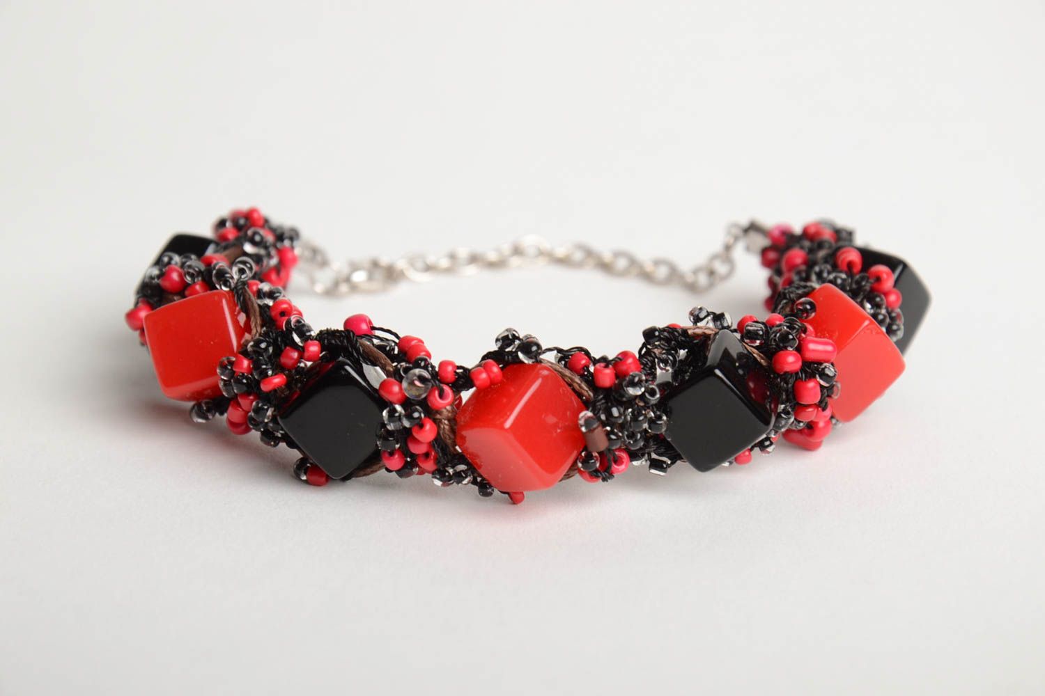 Handmade red and black bead woven wrist bracelet with chain and square beads photo 3