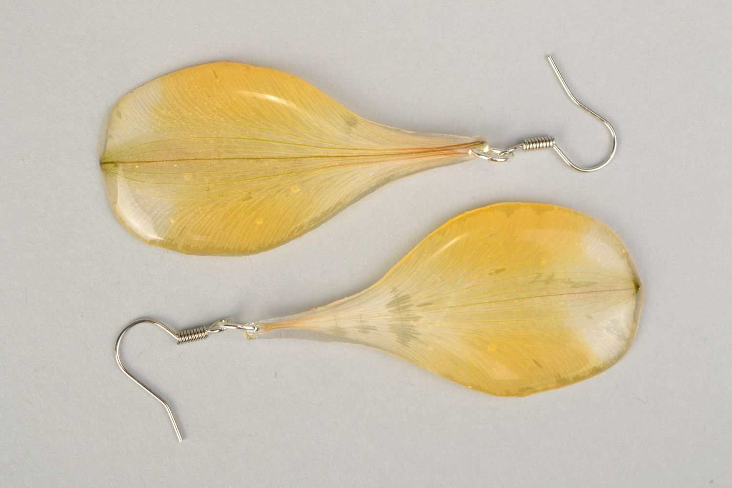 Handmade long yellow dangle earrings with alstroemeria flower is epoxy resin  photo 3