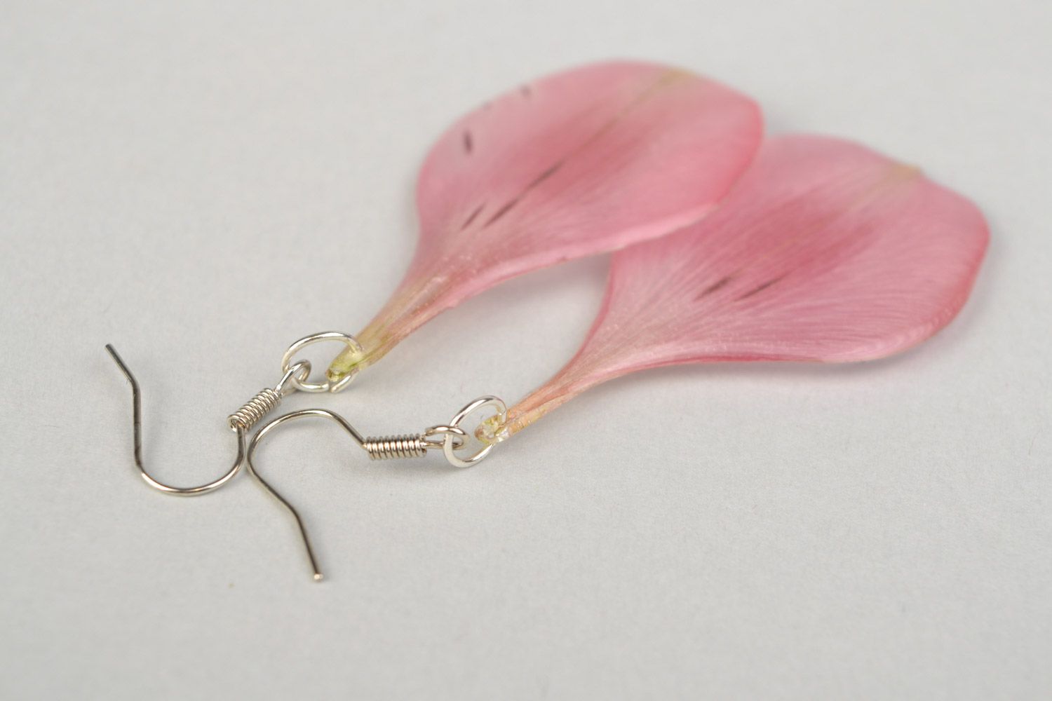Handmade tender drop-shaped dangle earrings with pink flower in epoxy resin photo 5
