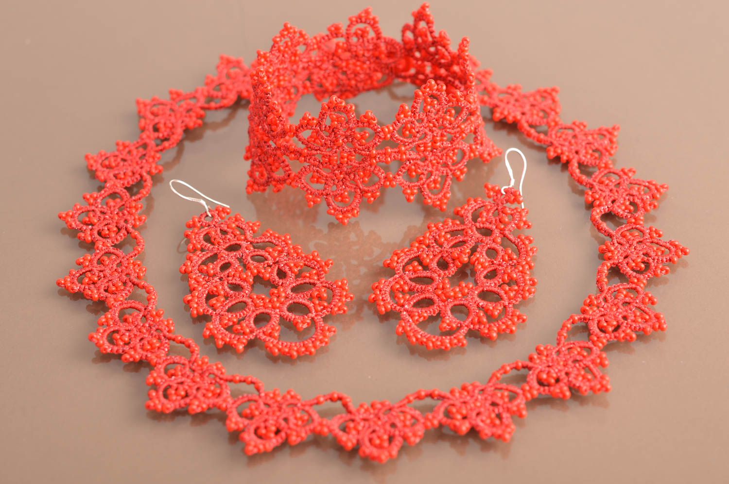 Handmade red lacy tatted jewelry set earrings bracelet and necklace 3 items photo 5