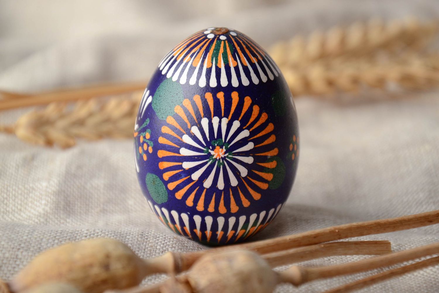 Пасхальное яйцо писанка с лемковской росписью фото 1