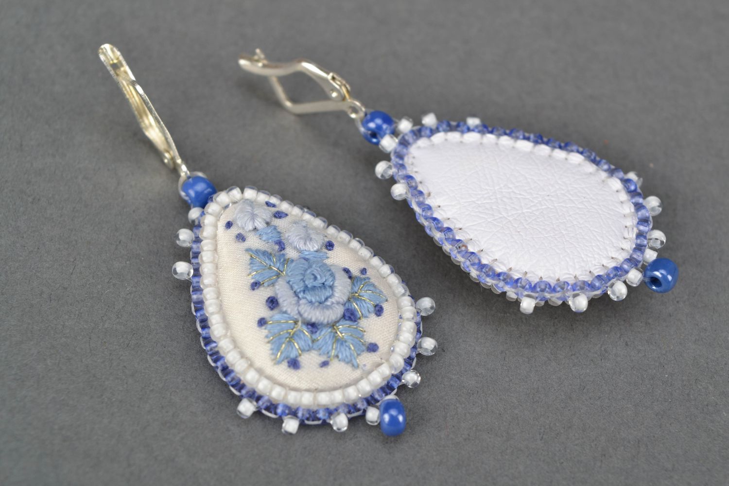 Jewelry set with satin stitch embroidery earrings and brooch photo 3