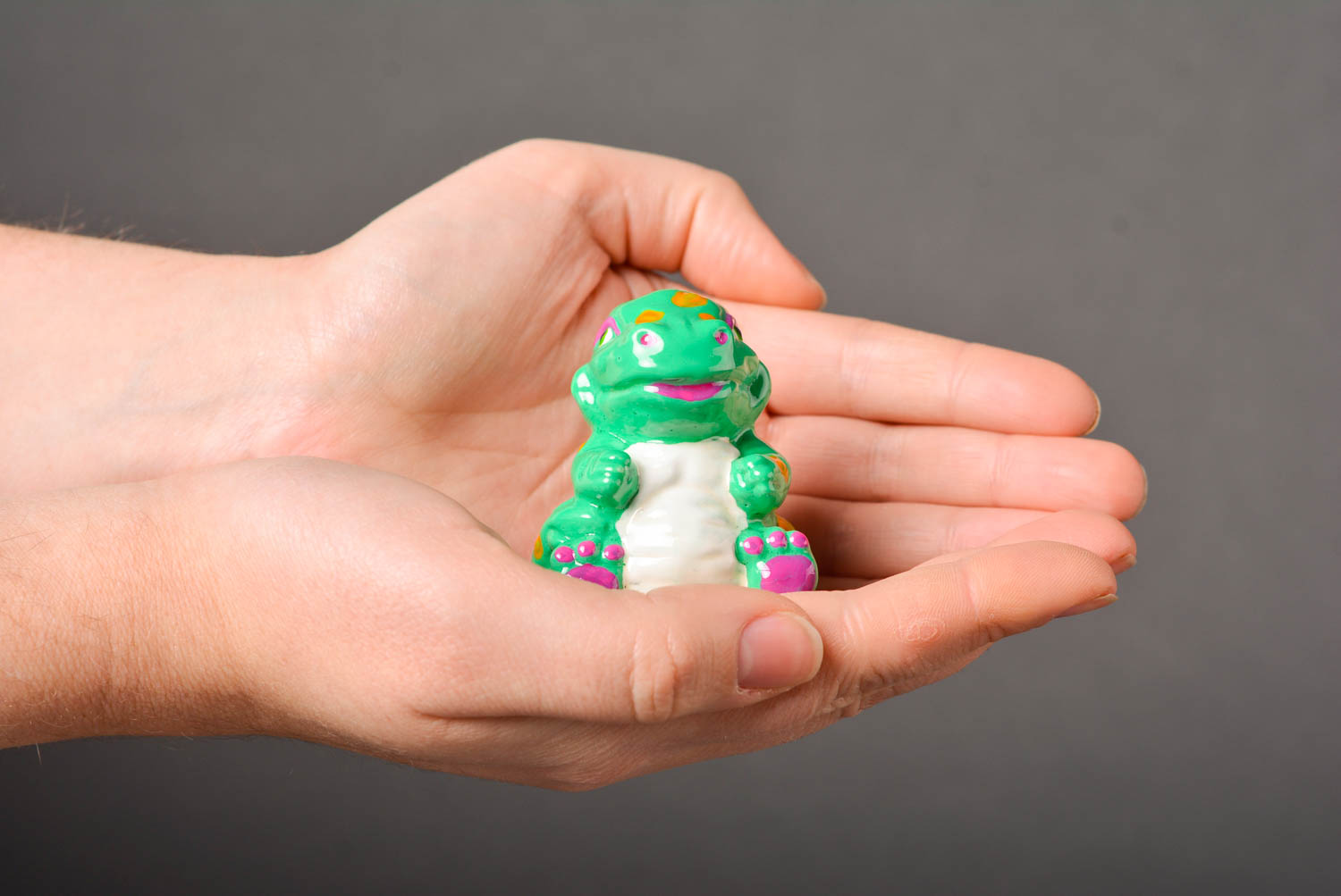 Statuetta in gesso fatta a mano figurina decorativa piccola drago verde
 foto 2