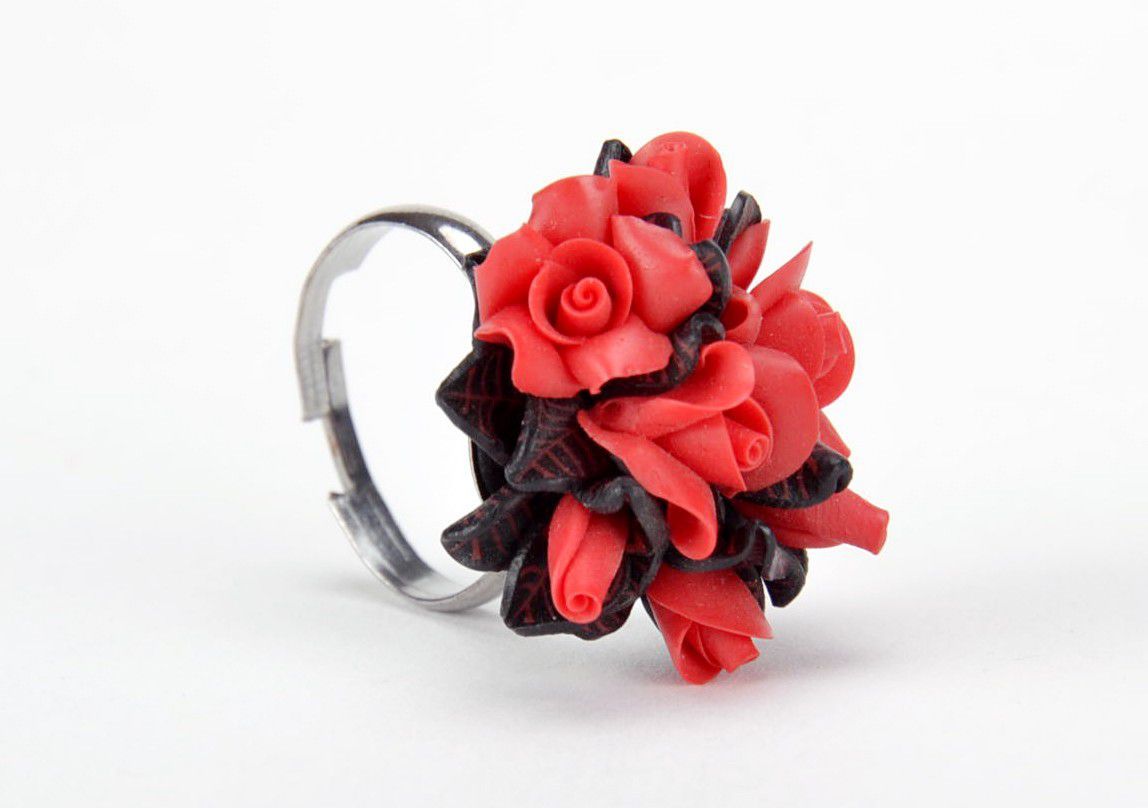 Handgemachter Ring aus Polymerton Blumen foto 2