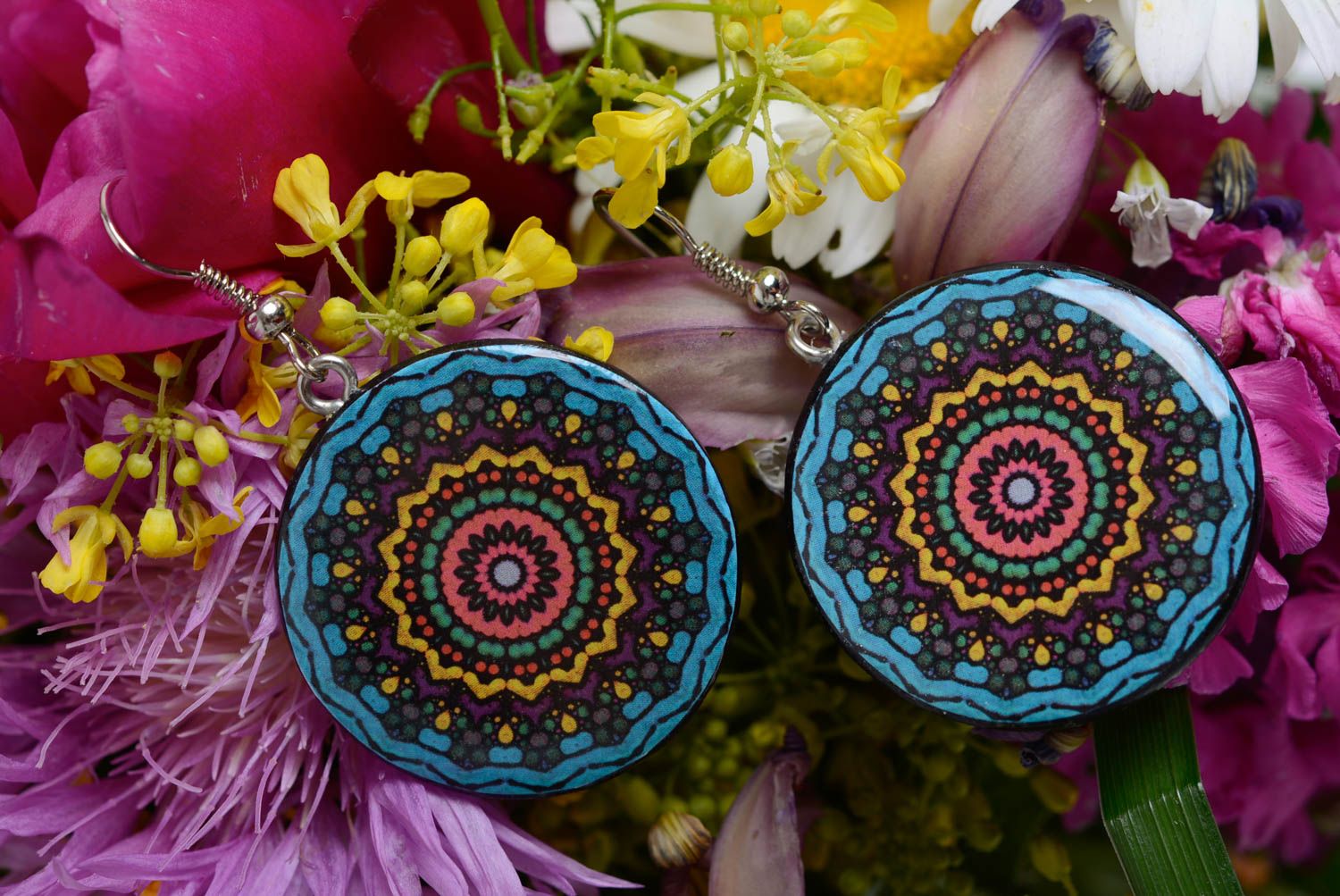 Handmade runde massive Ohrringe aus Polymerton in Decoupage bunt schön für Frau foto 1