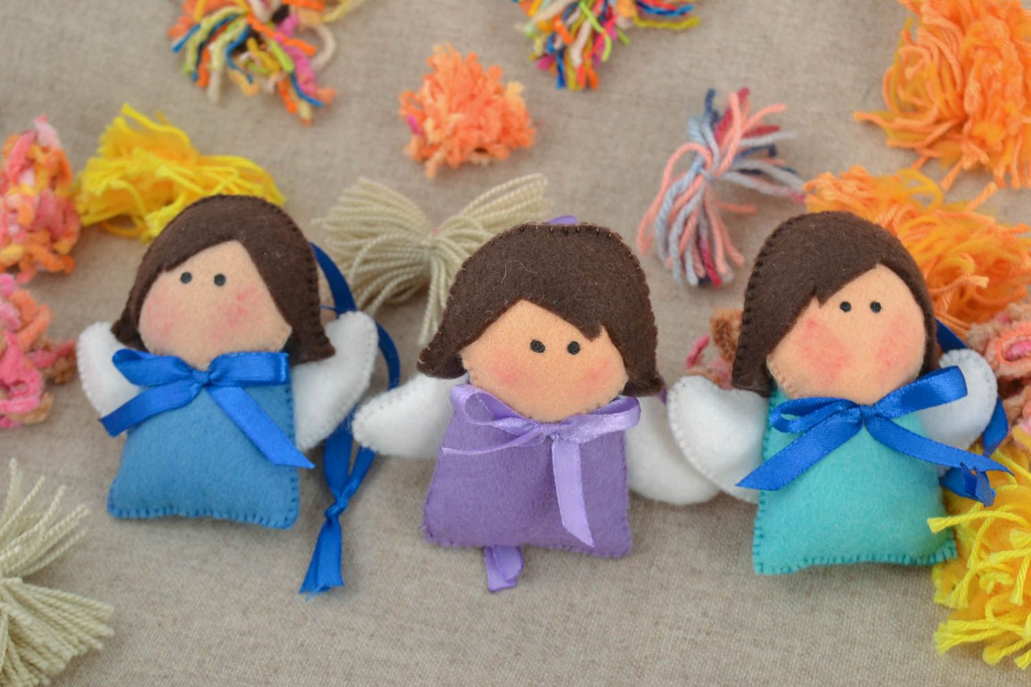 Set of 3 handmade designer felt fabric soft toys with eyelets interior hangings photo 1