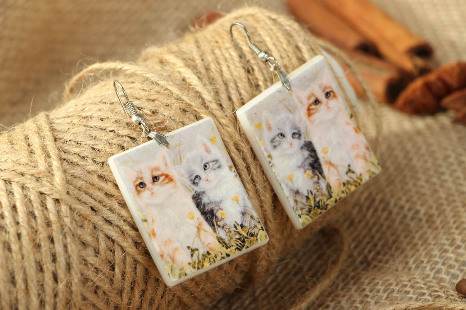 Earrings made ​​of plastic photo 3