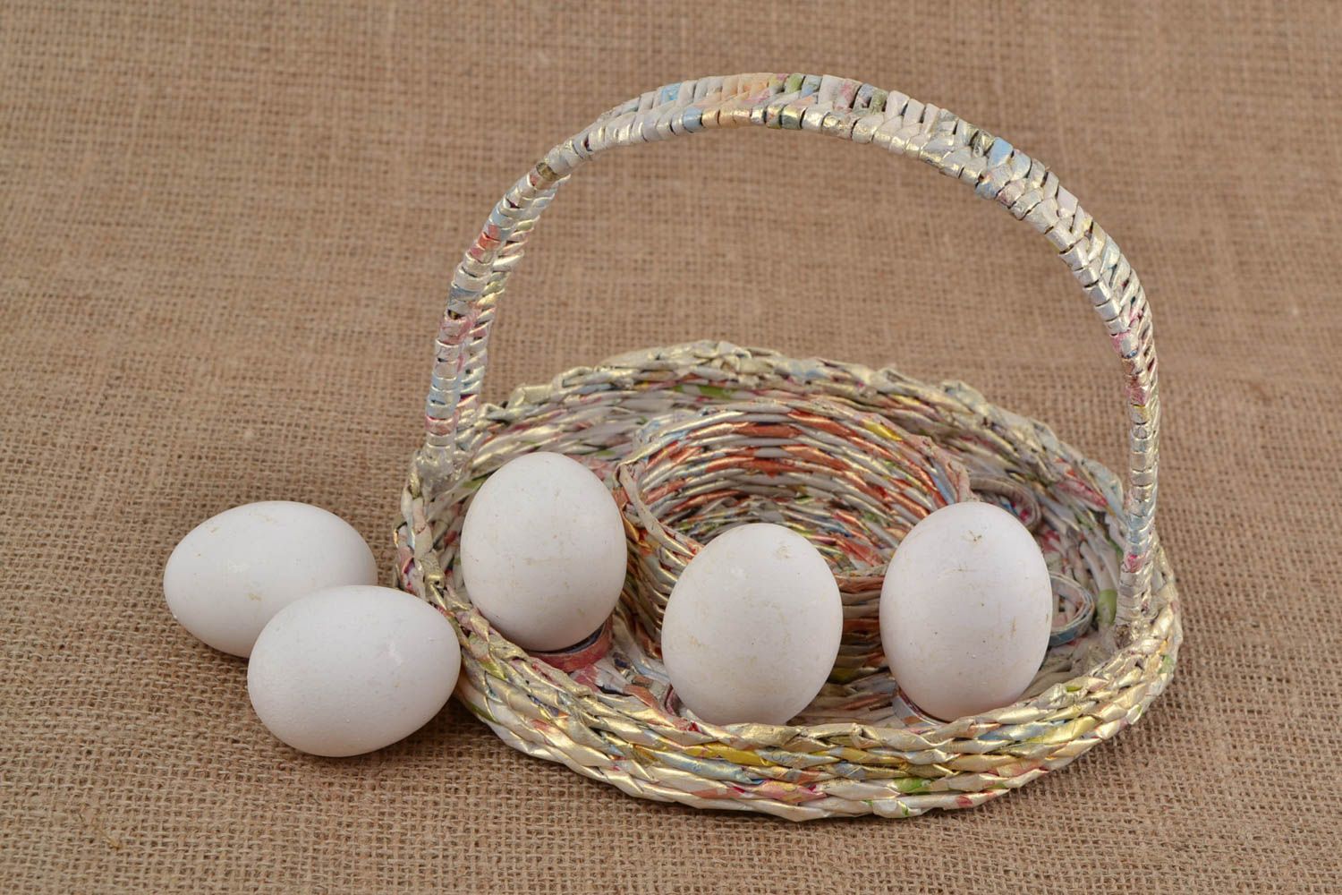 Korb Deko handgemacht Ostern Dekoration Ostern Symbol Untersetzer für Eier foto 1