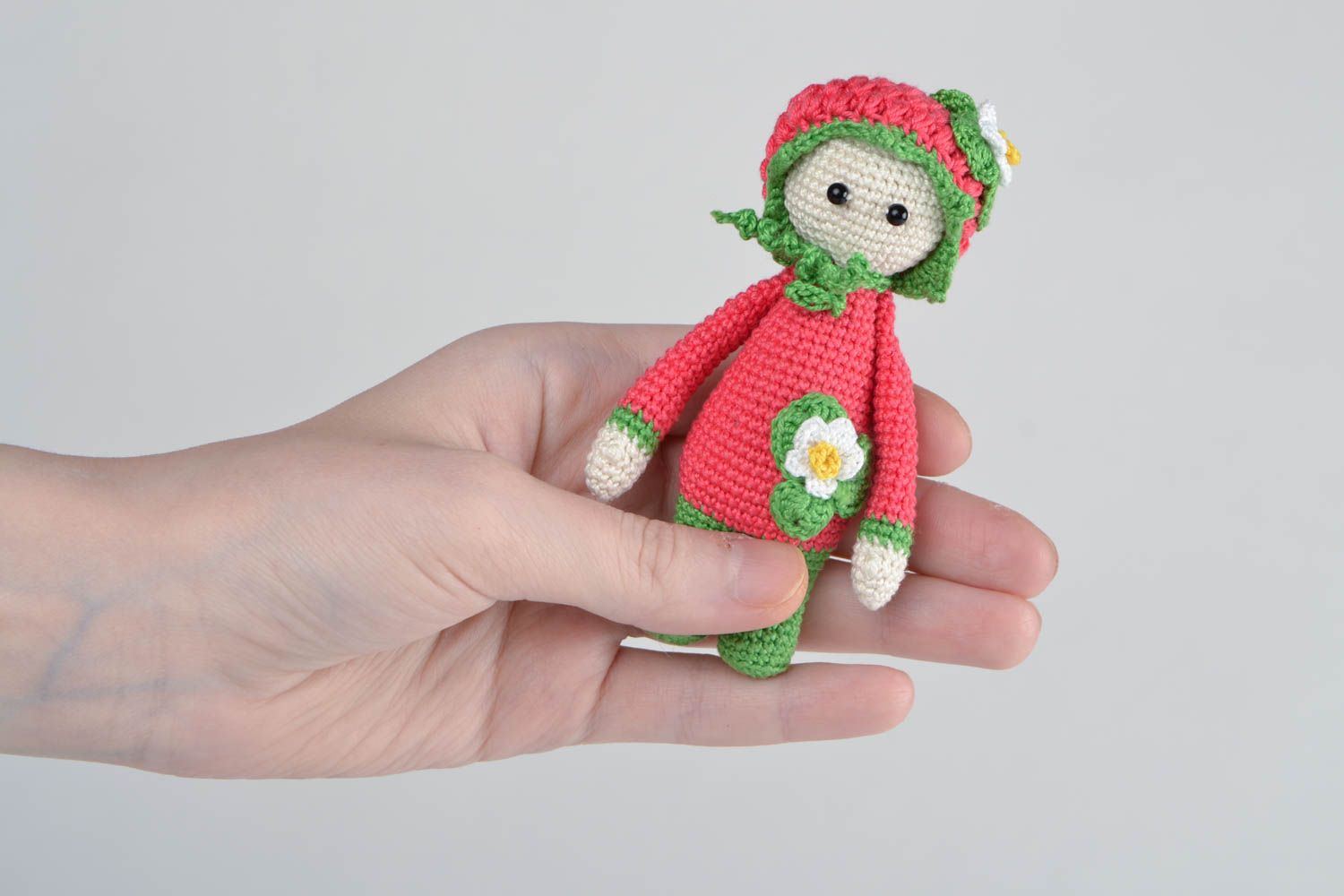 Kuscheliges handgemachtes schönes Häkel Spielzeug aus Baumwolle für Mädchen foto 2