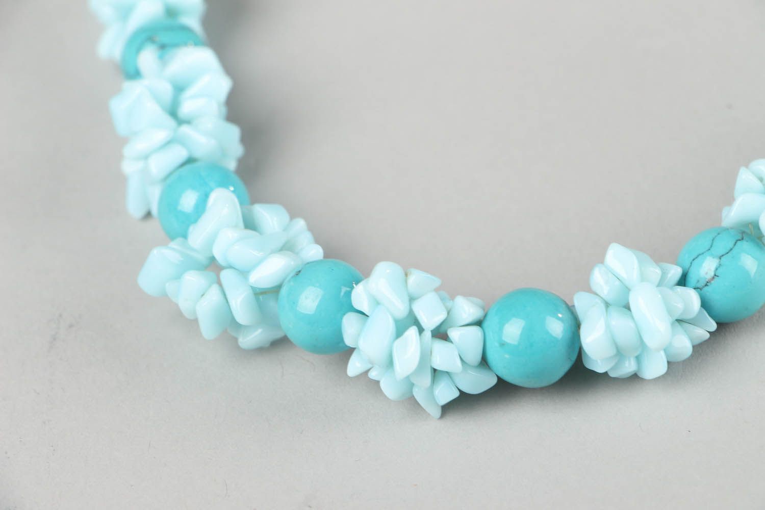 Bead necklace made of turquoise photo 1