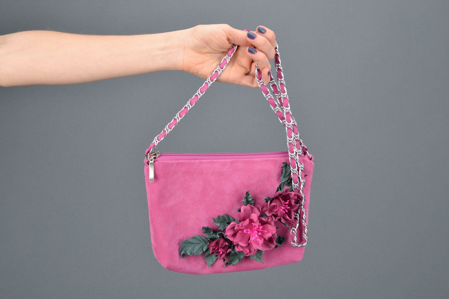Stylish suede and leather clutch of pink color with flowers photo 2