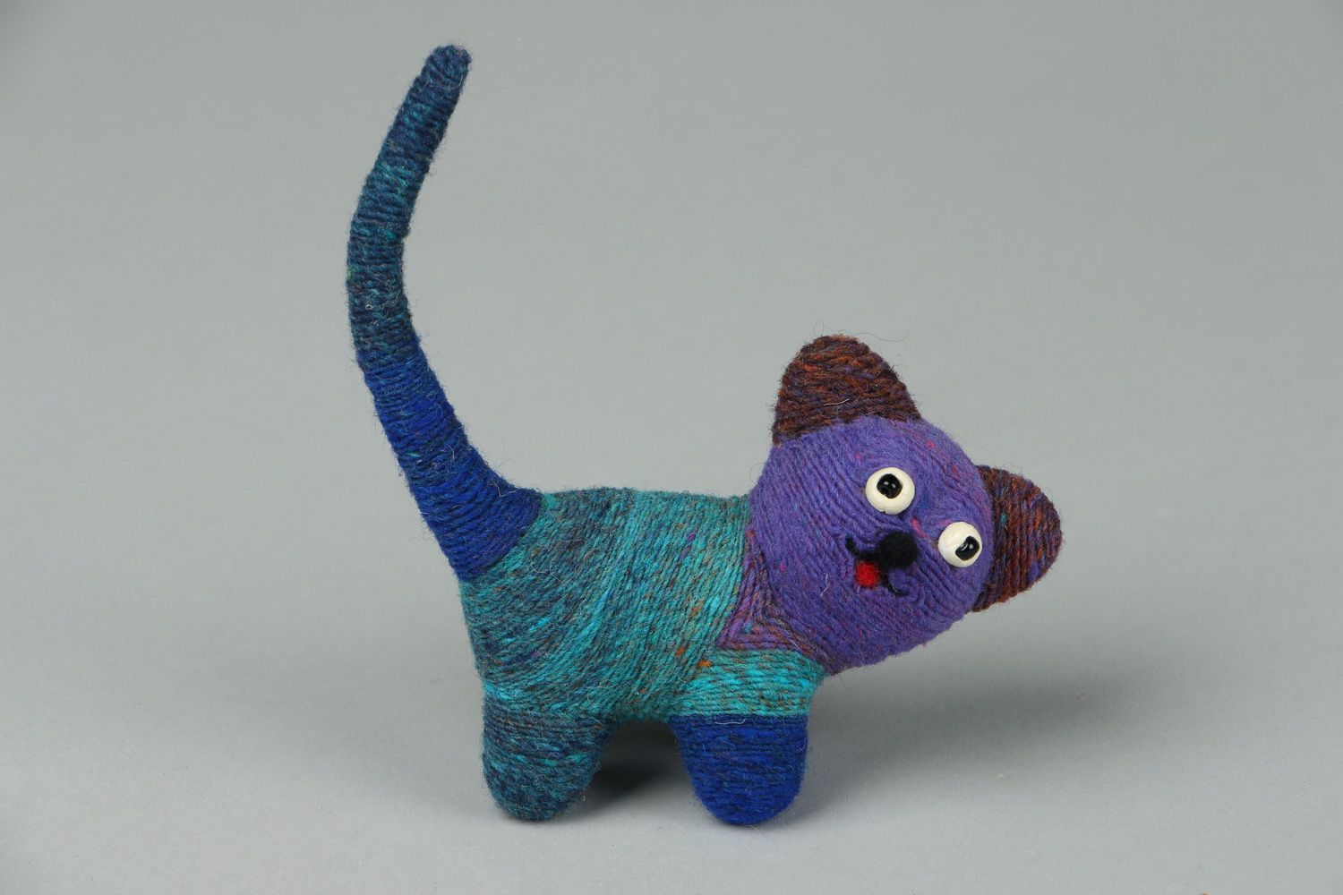 Toy made ​​of wool Cat photo 1
