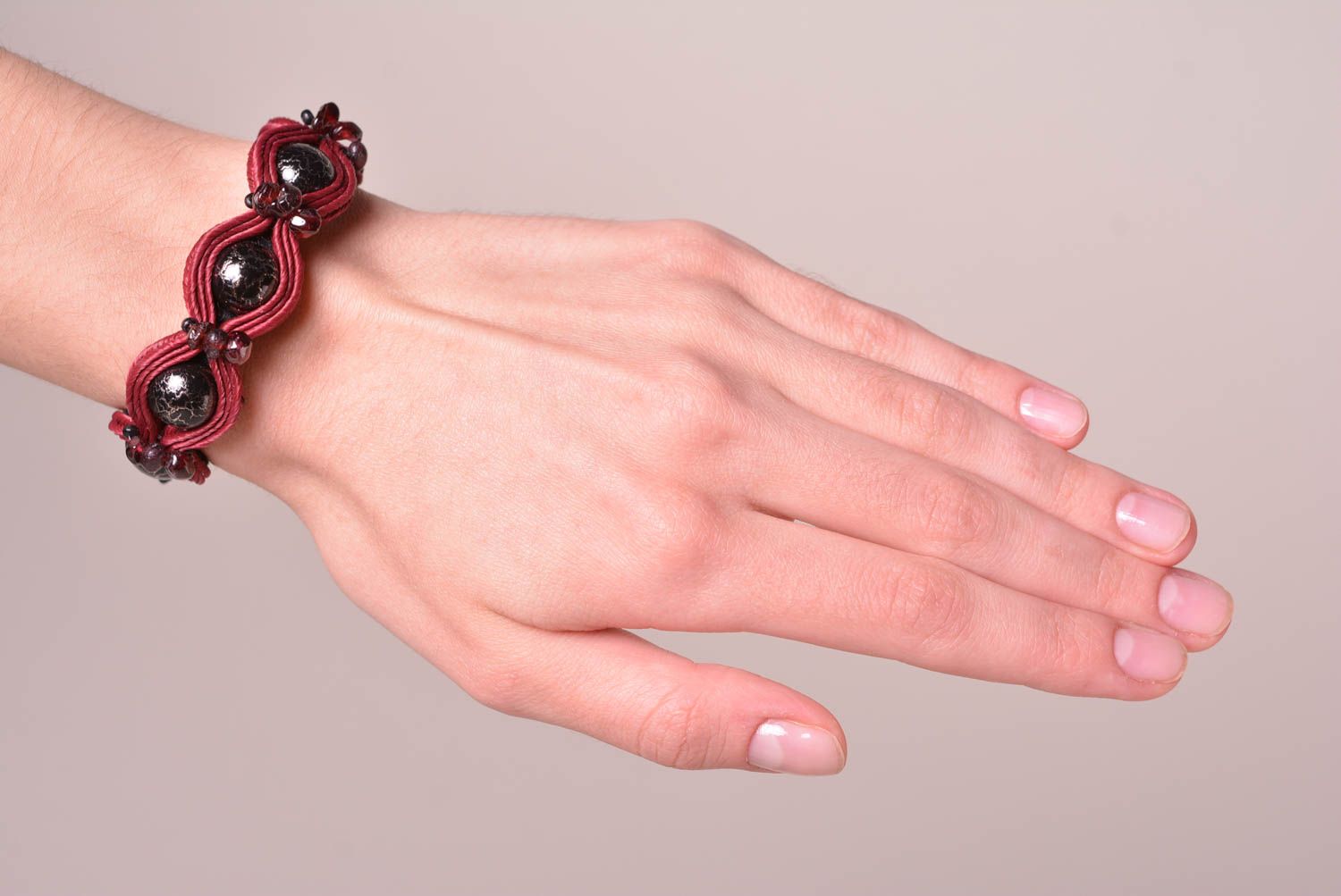 Bracelet soutache fait main Bracelet fantaisie bordeaux Cadeau pour femme  photo 2