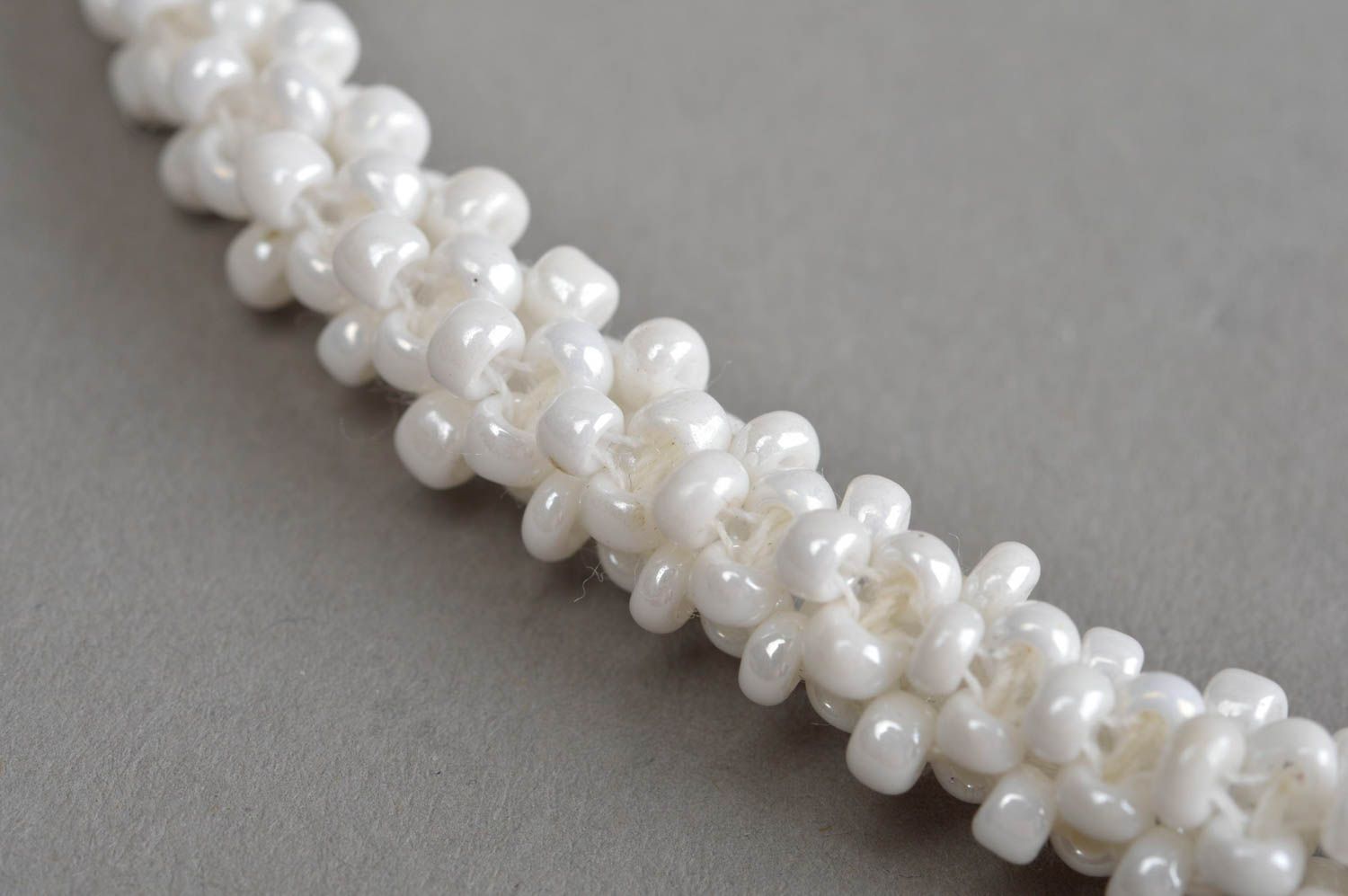 Collier spirale Bijou fait main Cadeau femme perles de rocaille blanc design photo 5