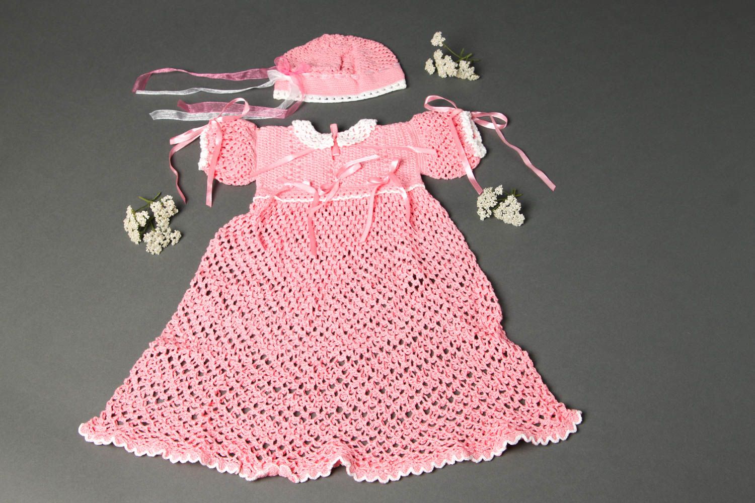 Одежда для девочек ручной работы красивое детское платье и вязаная шапочка фото 2