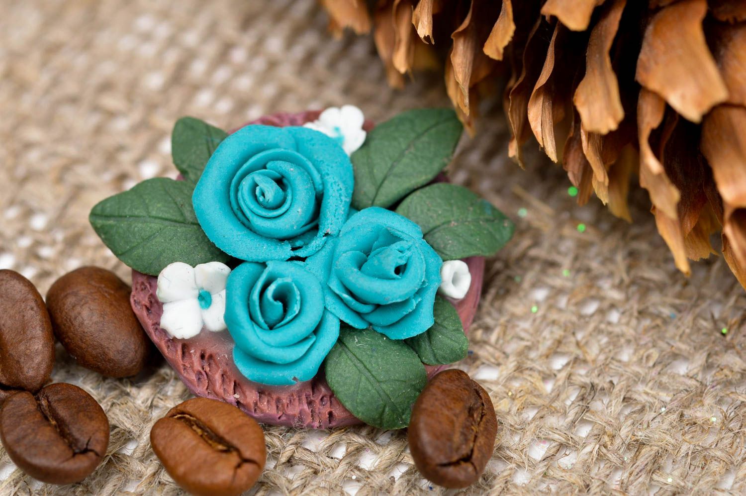 Handmade Blumen Brosche Polymer Schmuck stilvolles Designer Accessoire  foto 1